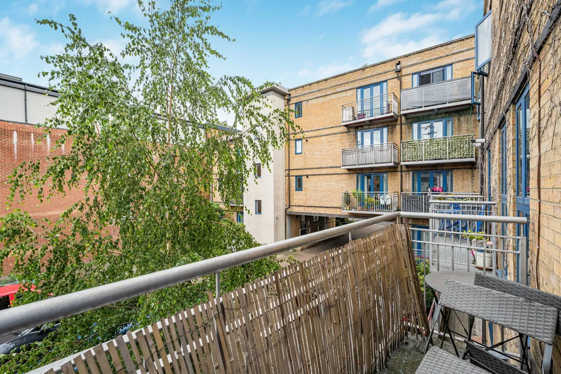 Dovecot Road, High Wycombe, HP13 5HR, photo 4