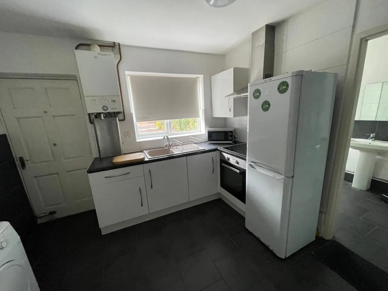 Manton Crescent, Beeston, NG9, photo 3