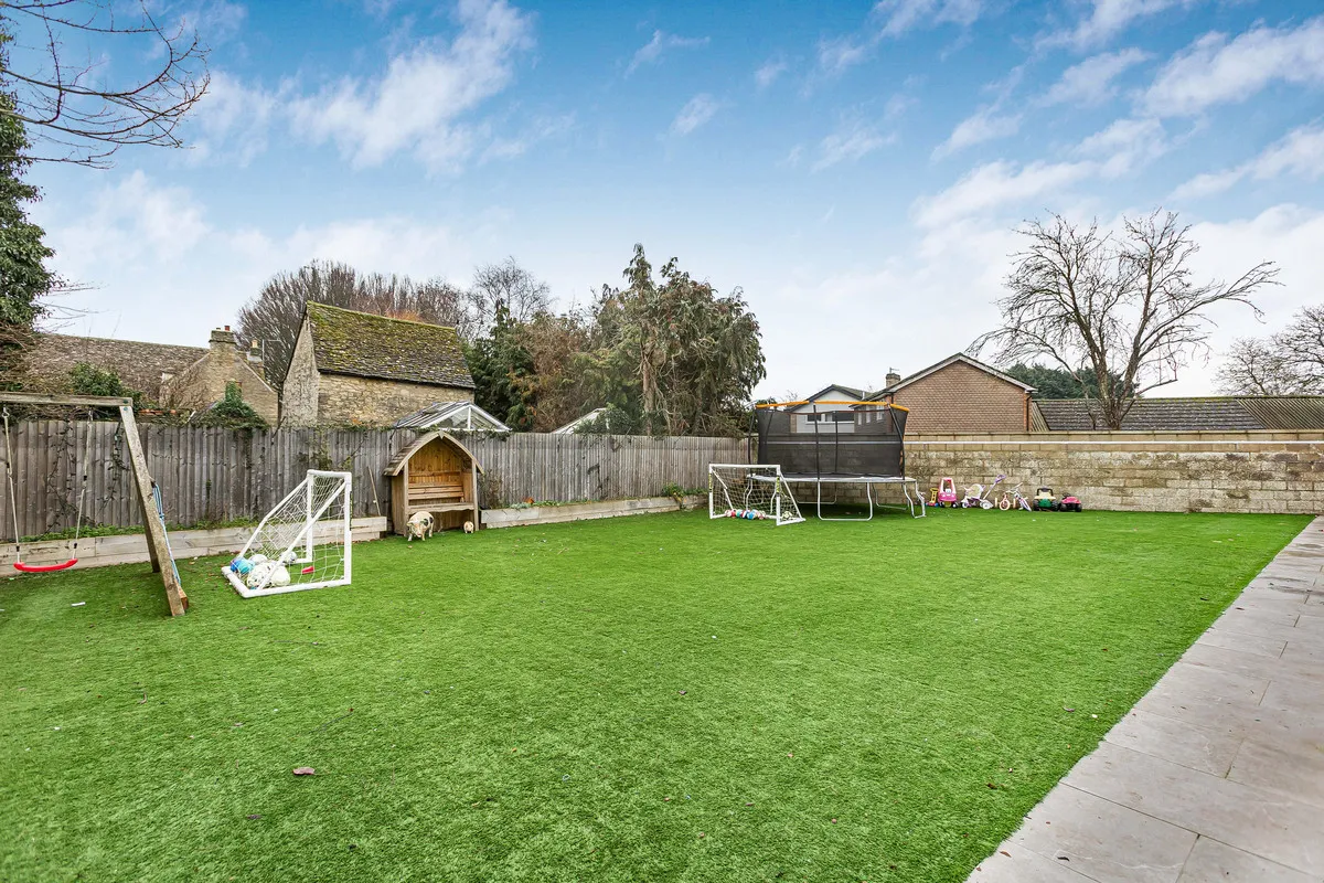 Brasenose Drive, Kidlington, photo 27
