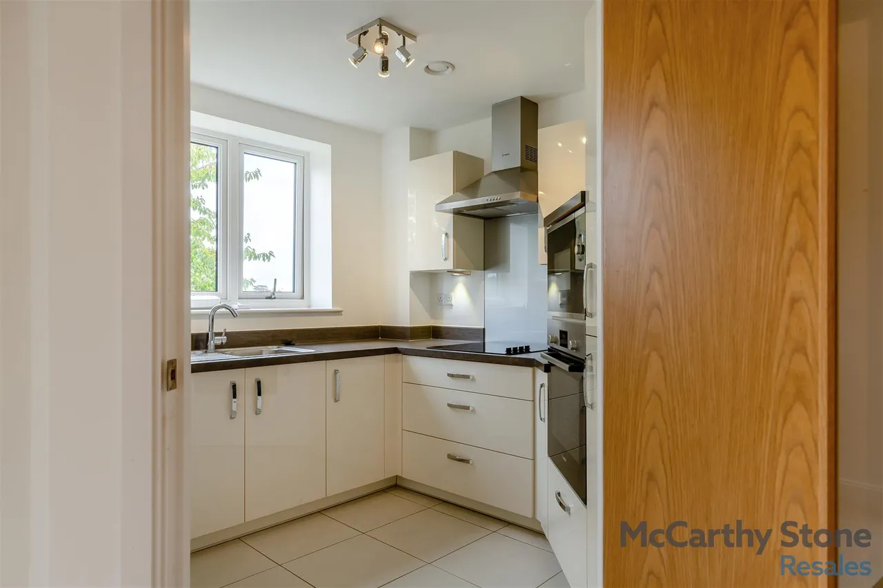 High View, Bedford, MK41, photo 6