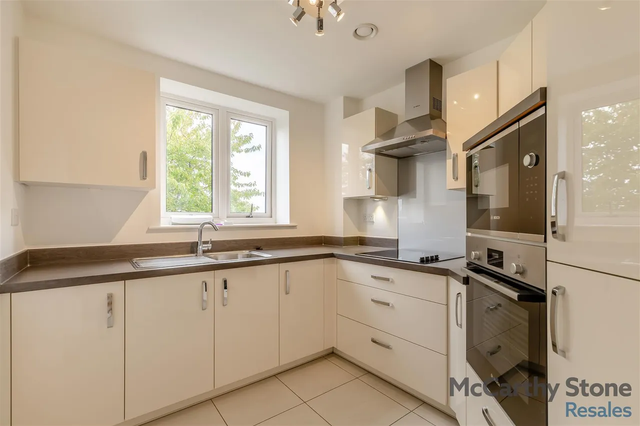 High View, Bedford, MK41, photo 5