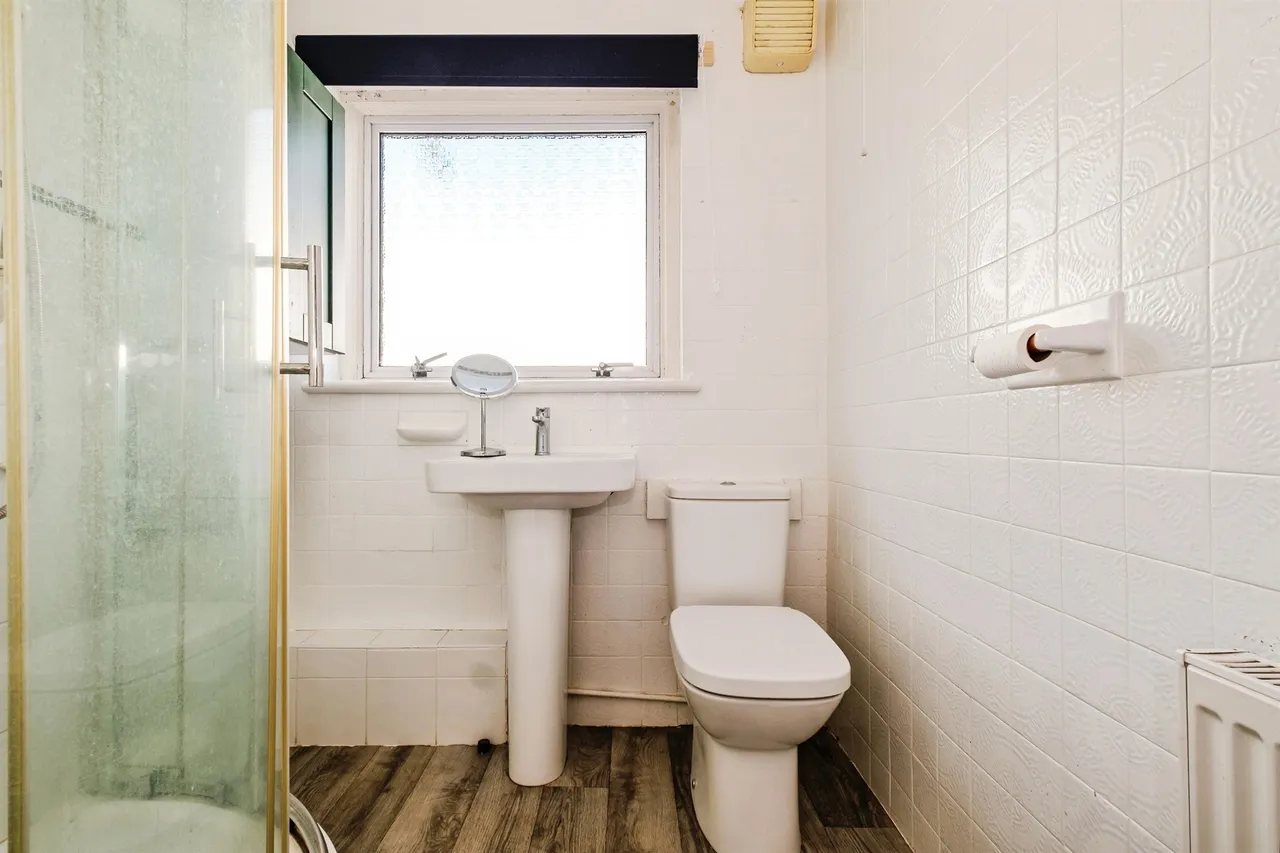 Downside Avenue, Worthing, BN14, photo 9