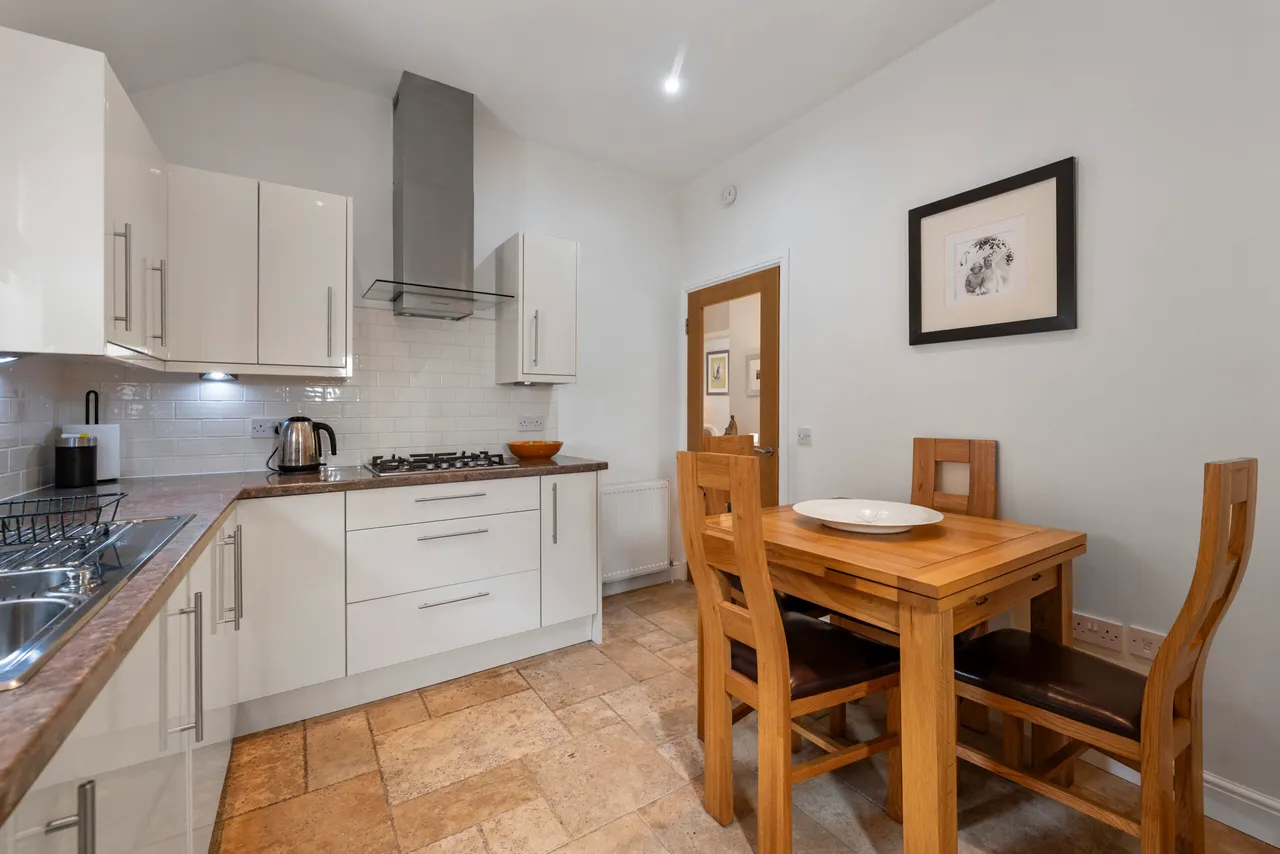 1 Canniesburn Square, Bearsden, G61 1QW, photo 6