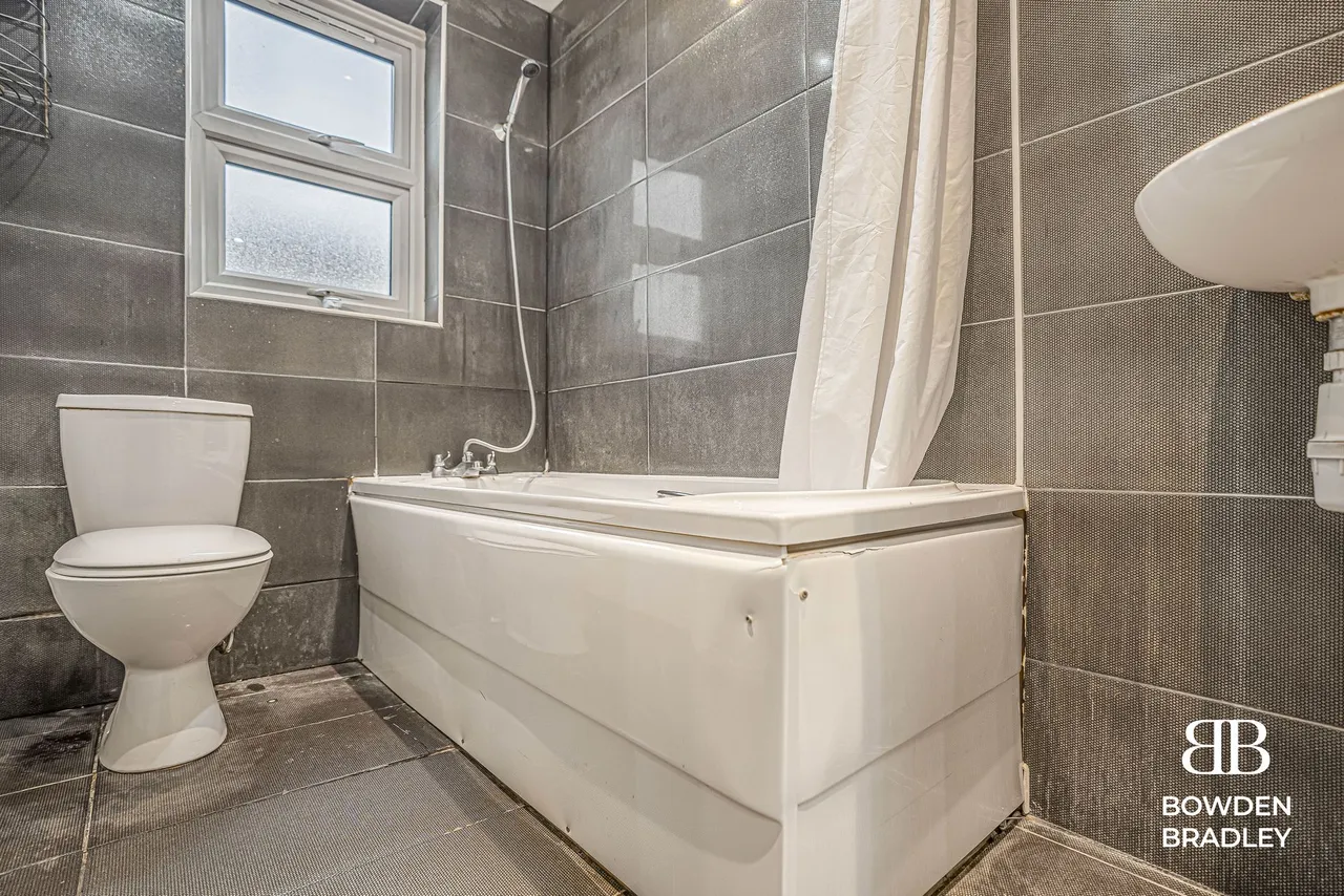 Empress Avenue, Ilford, IG1, photo 8