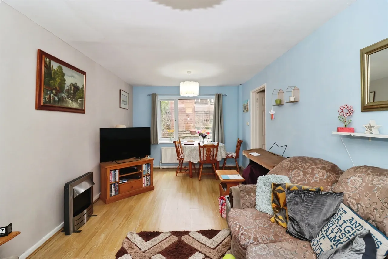 Springfield Crescent, Bolsover, S44, photo 2