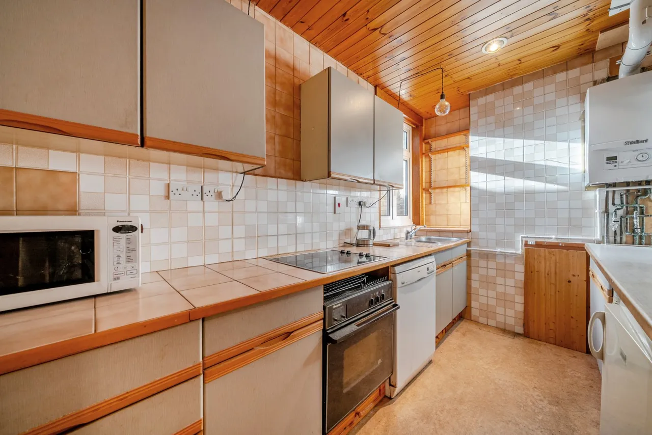 Lillie Road, Fulham, London, SW6, photo 2