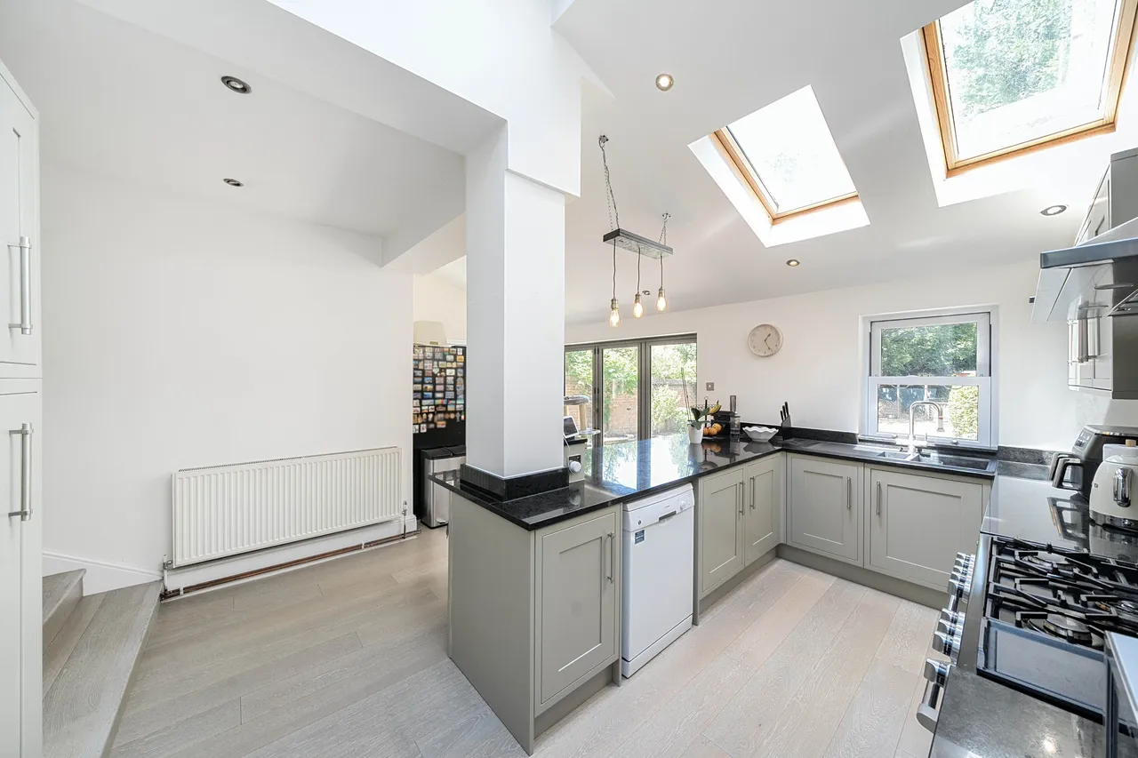 96 Waddon Road, Croydon, photo 5