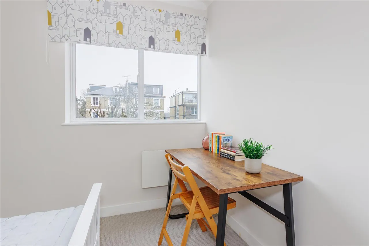 Haverstock Hill, London, NW3, photo 6