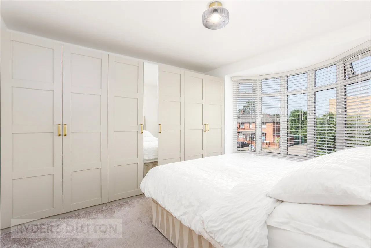 Broadway, Chadderton, OL9, photo 15