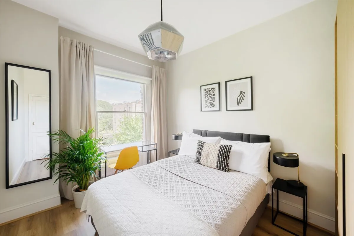 Brondesbury Road, London, NW6, photo 5