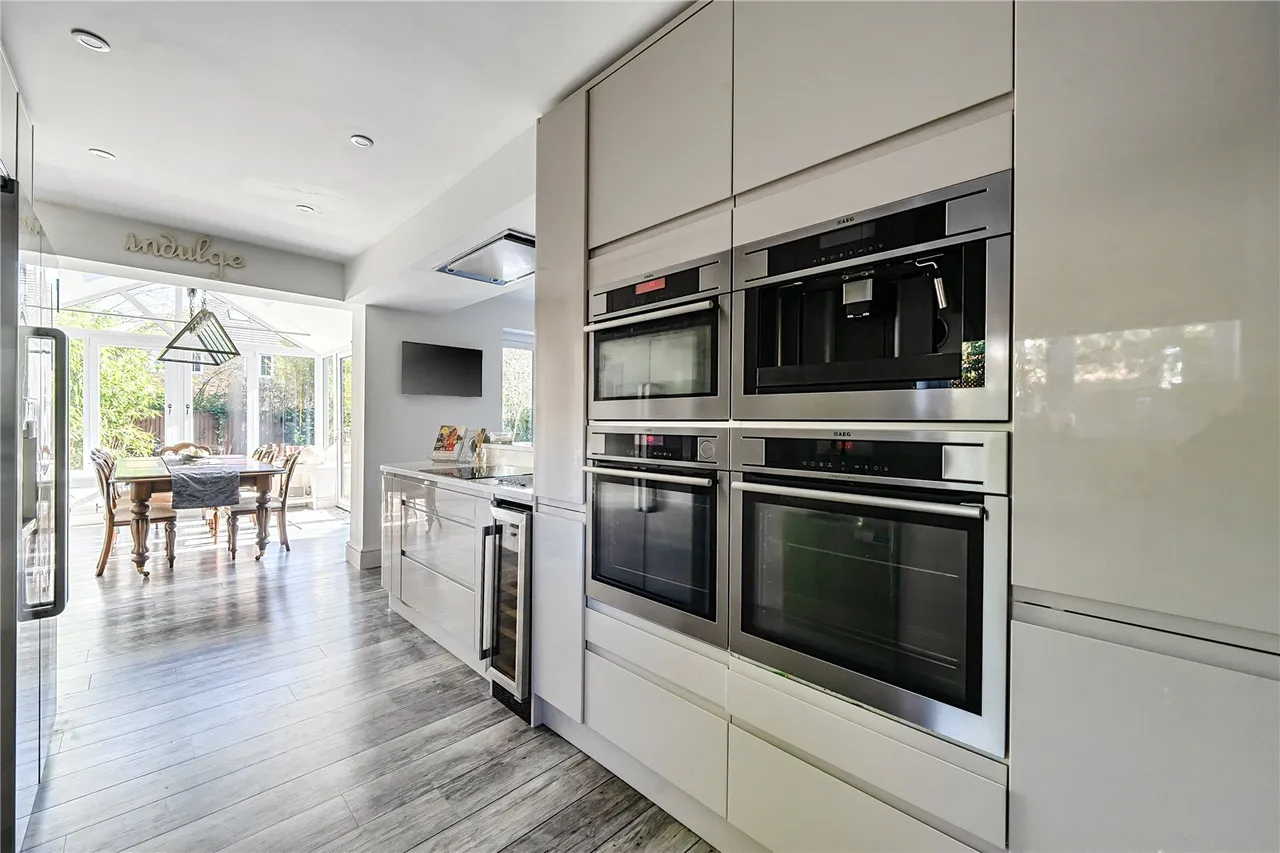 Ruskin Court, Crowthorne, Berkshire, RG45 6DD, photo 13