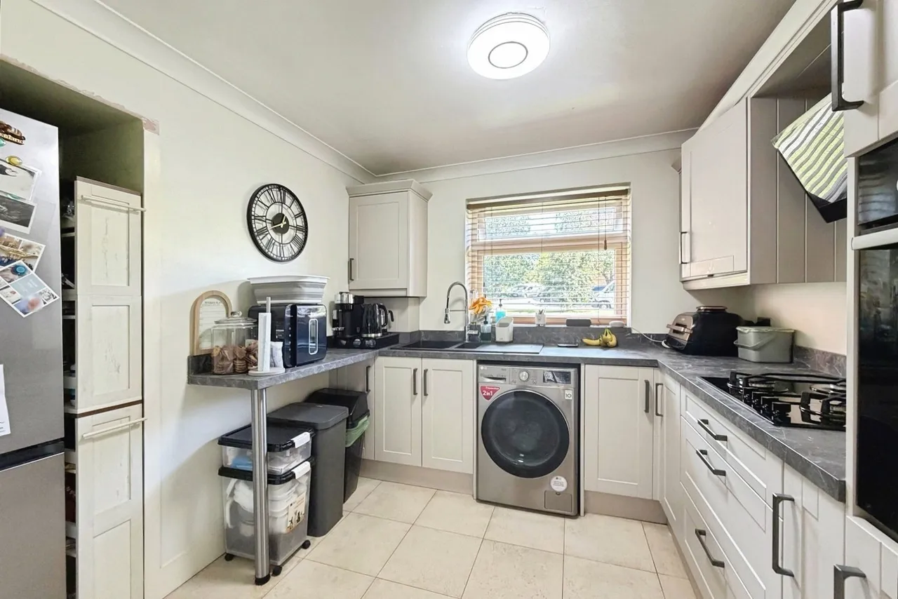 Elleray Court, Ash Vale, Surrey, GU12 5EH, photo 4