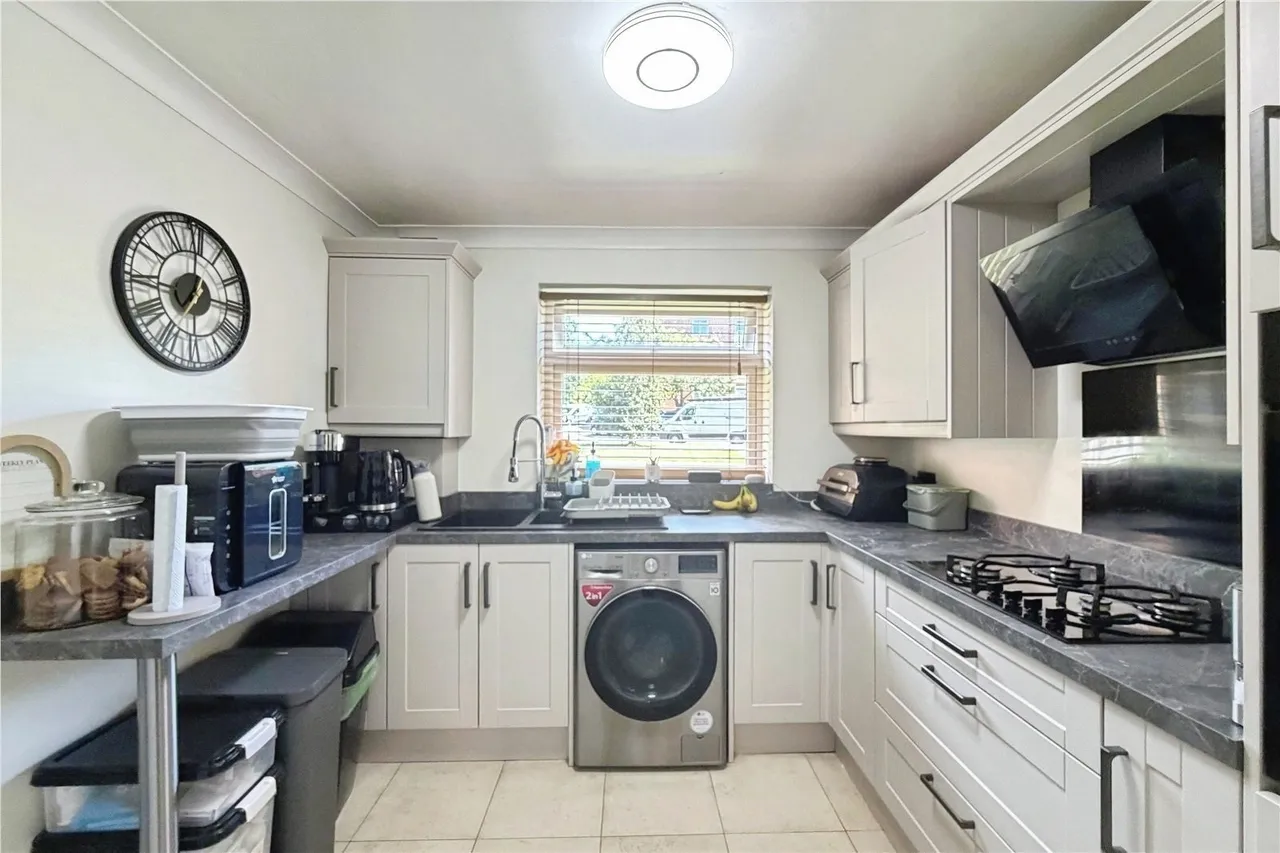Elleray Court, Ash Vale, Surrey, GU12 5EH, photo 8