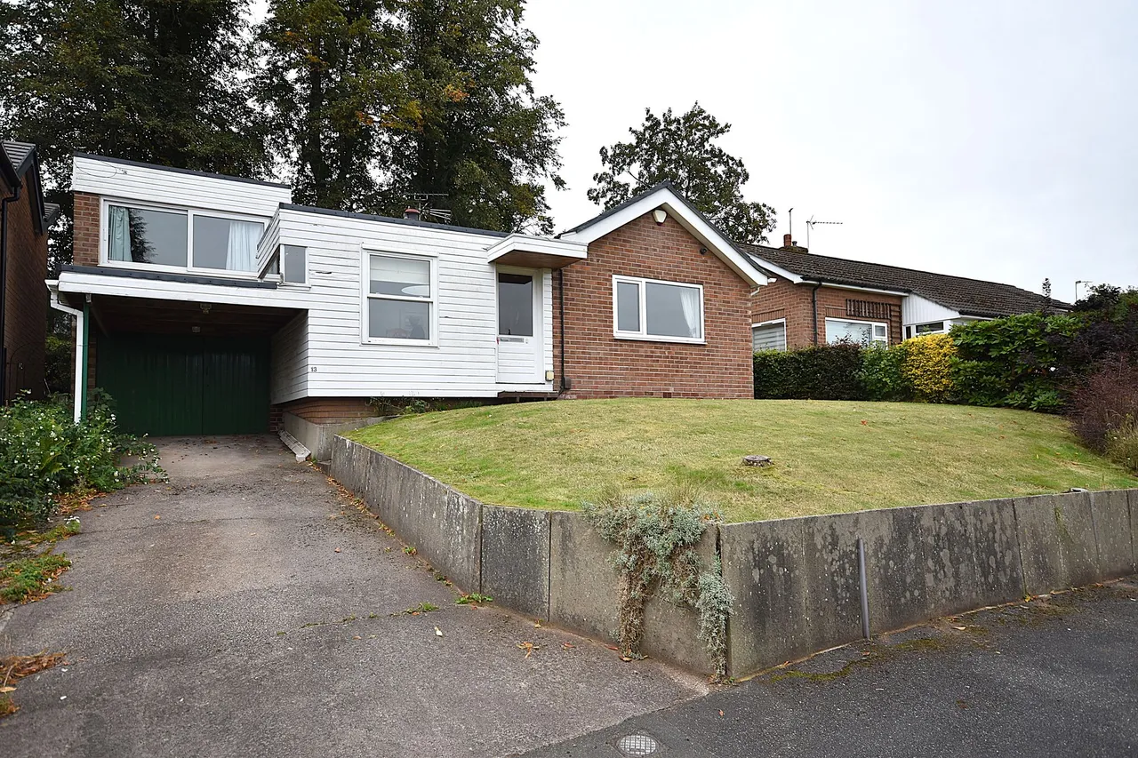 4 bed house for sale, Bollinbarn Drive, Macclesfield