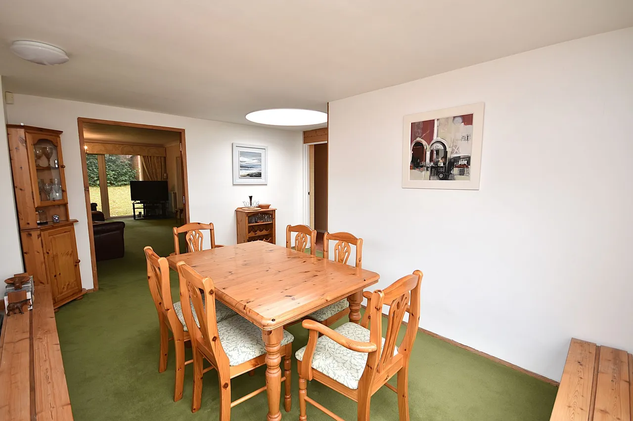 Bollinbarn Drive, Macclesfield, photo 5