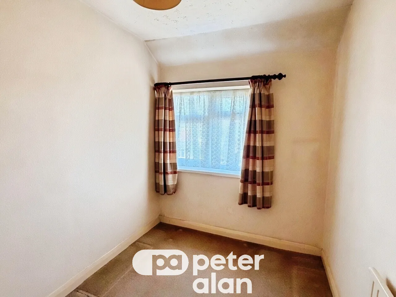 The Spinney Newport, NP20, photo 12