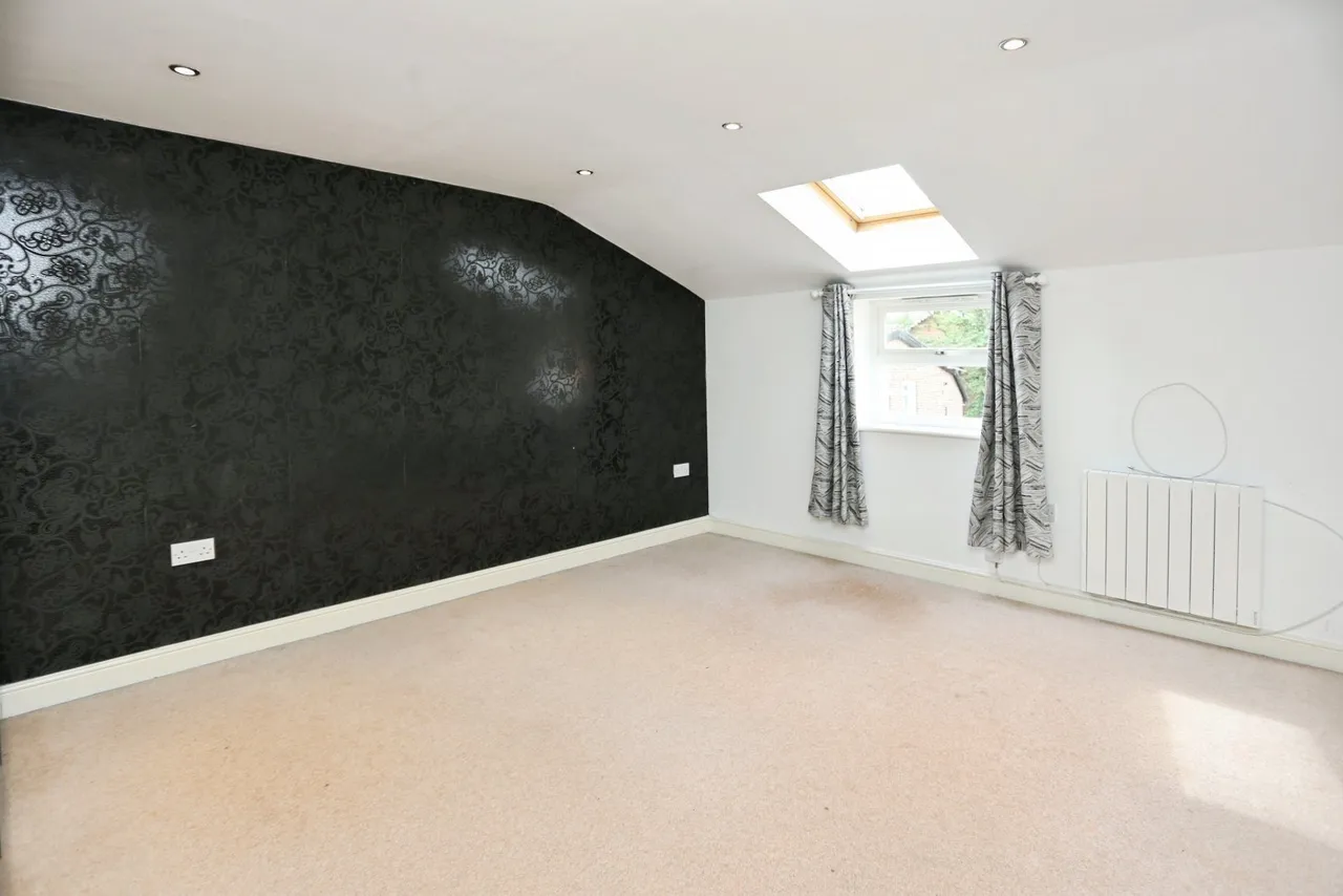 Heaton Moor Road, Stockport, SK4, photo 19