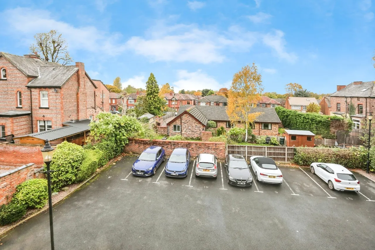 Heaton Moor Road, Stockport, SK4, photo 8