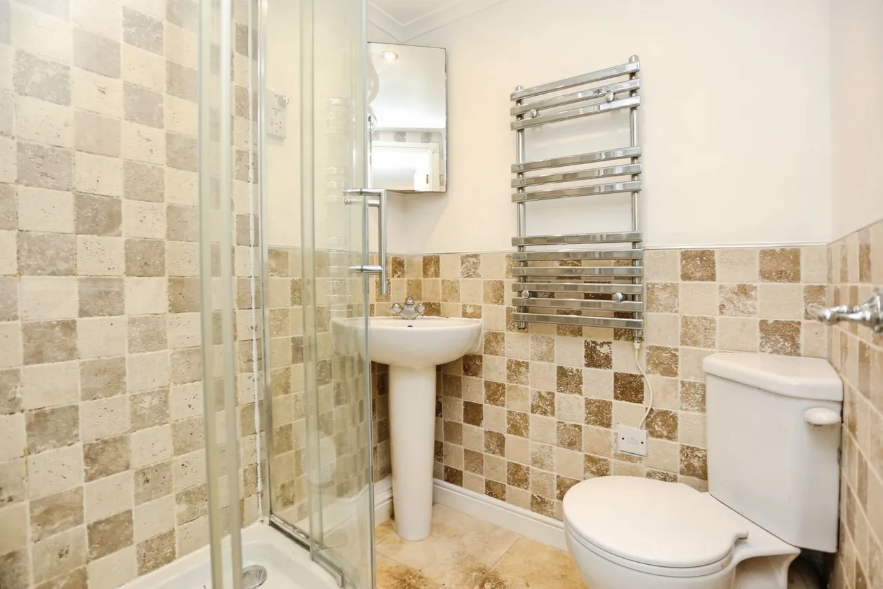 Heaton Moor Road, Stockport, SK4, photo 6