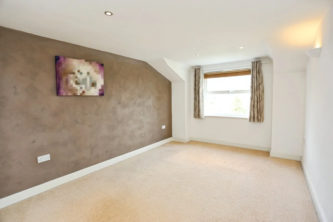 Heaton Moor Road, Stockport, SK4, photo 14