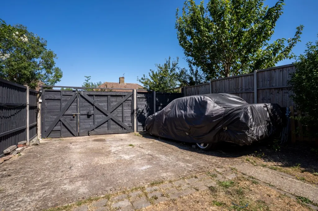 Whitehill Lane, Gravesend, DA12, photo 4