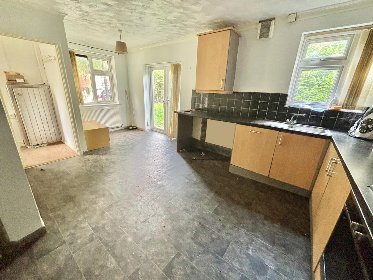Duxbury Drive, Bury, BL9, photo 2