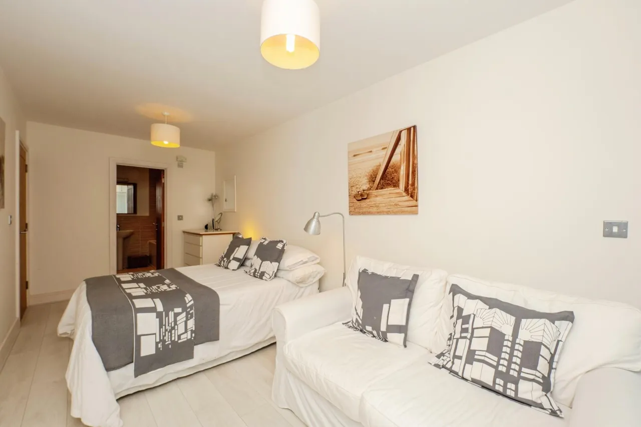 Barrack Road, Weymouth, DT4, photo 10