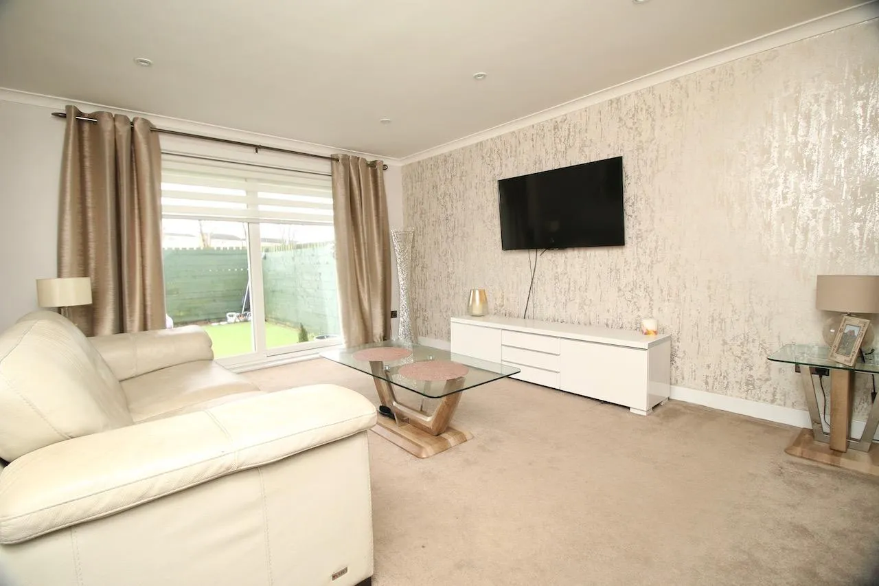 Hornbeam Road, Abronhill, Cumbernauld, G67 3NG, photo 2