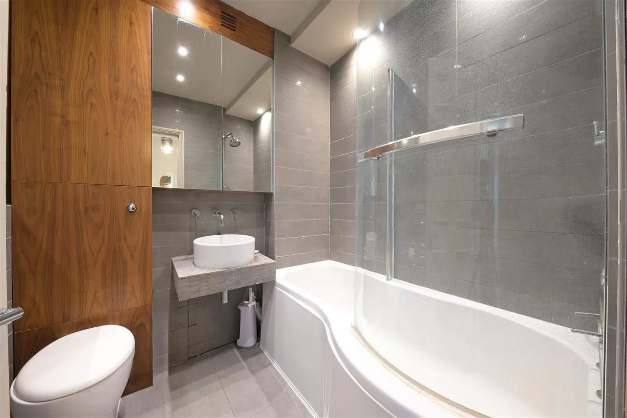 Belsize Grove, London NW3 4UP, photo 8