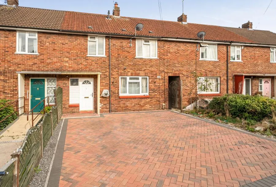 3 bed house for sale, The Close, Soundwell, BS16