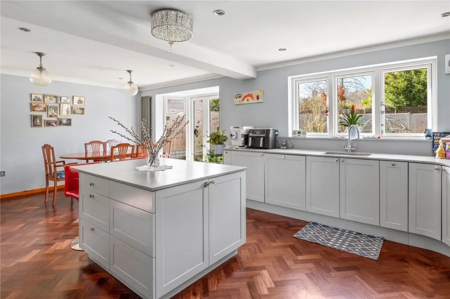 with 4 bedrooms in Steeple Bumpstead, Haverhill, CB9, photo 5