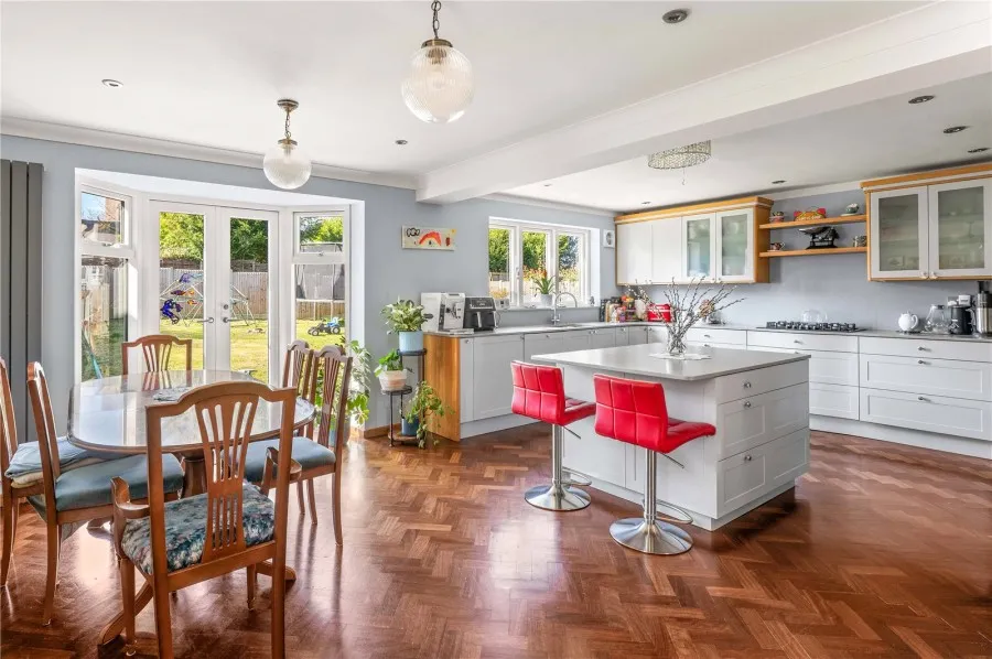 with 4 bedrooms in Steeple Bumpstead, Haverhill, CB9, photo 4