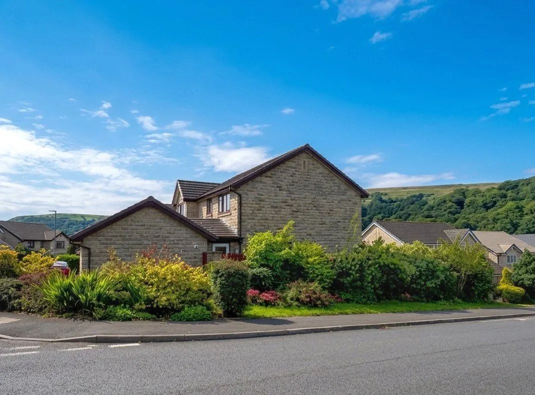 Hollinwood Drive, Rawtenstall, BB4, photo 24