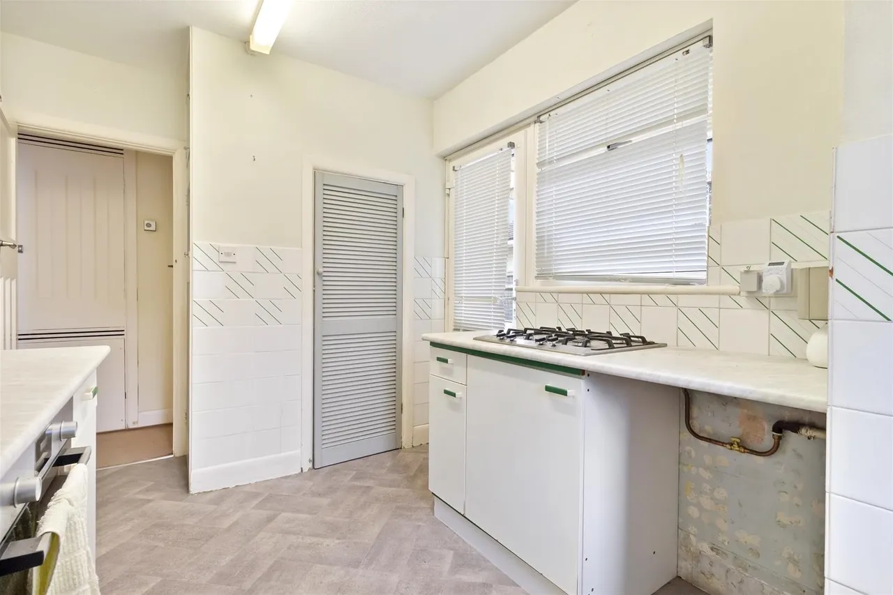 Upper West Drive, Ferring, Worthing, photo 13