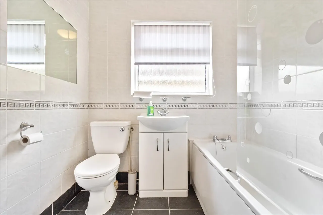Upper West Drive, Ferring, Worthing, photo 11