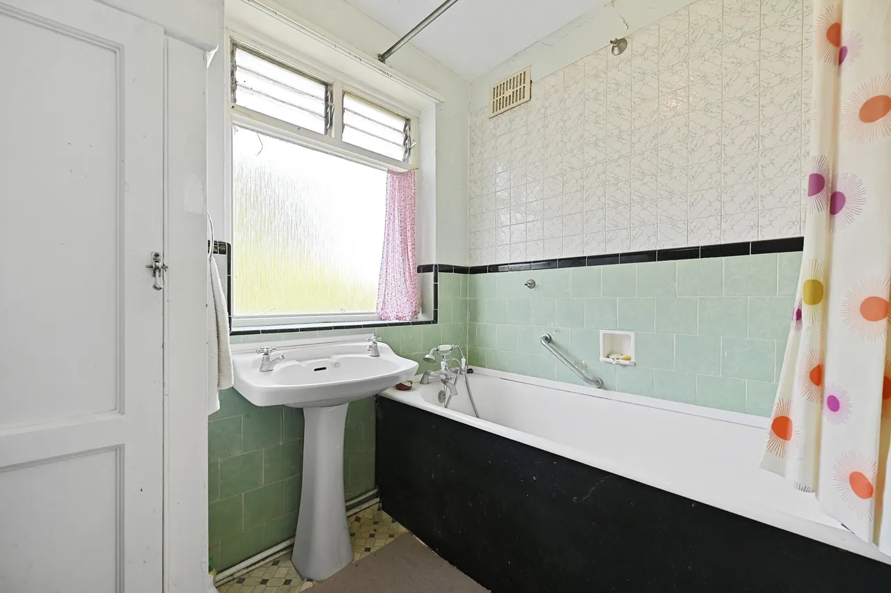 The Ridgeway, North Harrow, HA2, photo 6