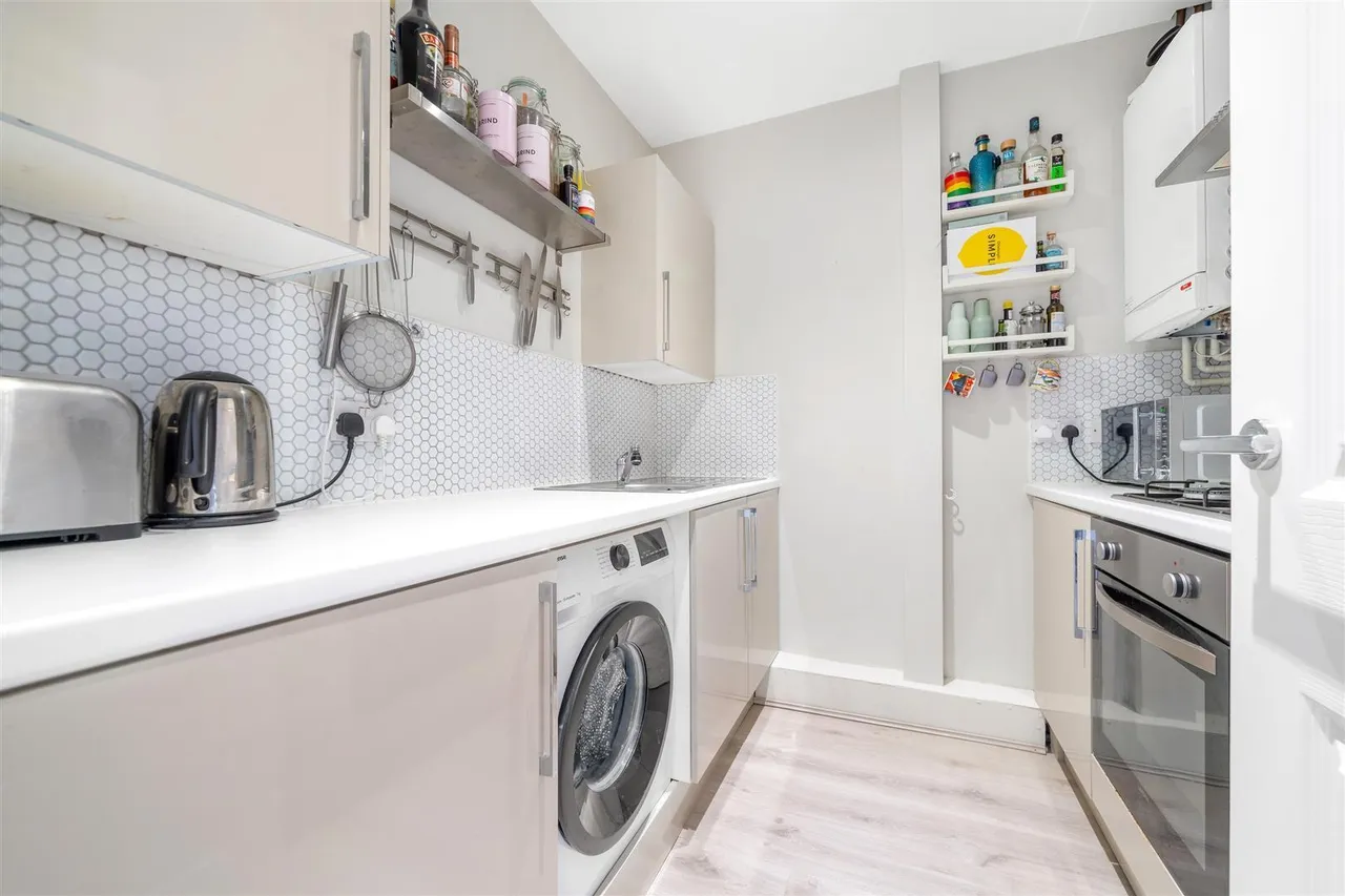 High Street, Penge, SE20, photo 5