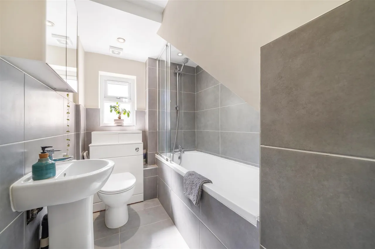 High Street, Penge, SE20, photo 6