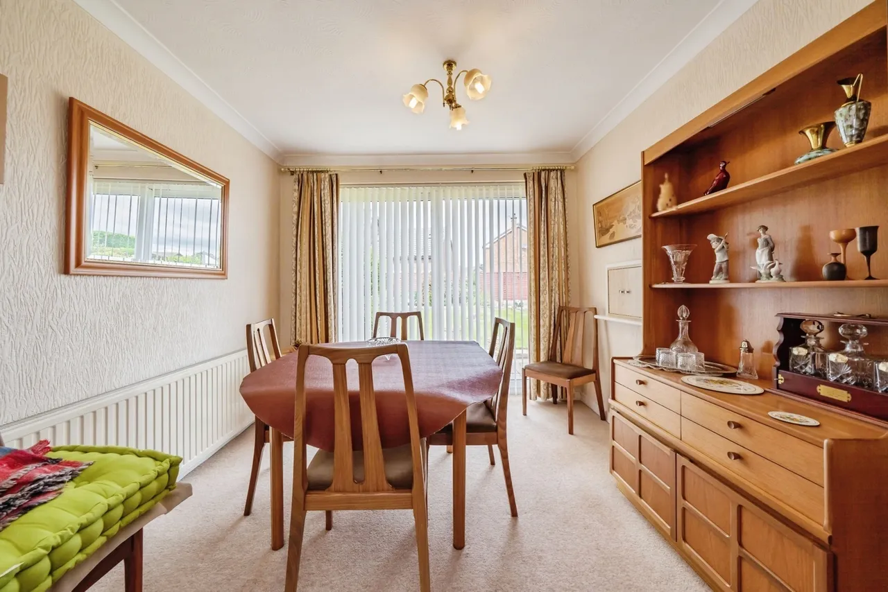 Bowden Close, Culcheth, Warrington, Cheshire, WA3, photo 5