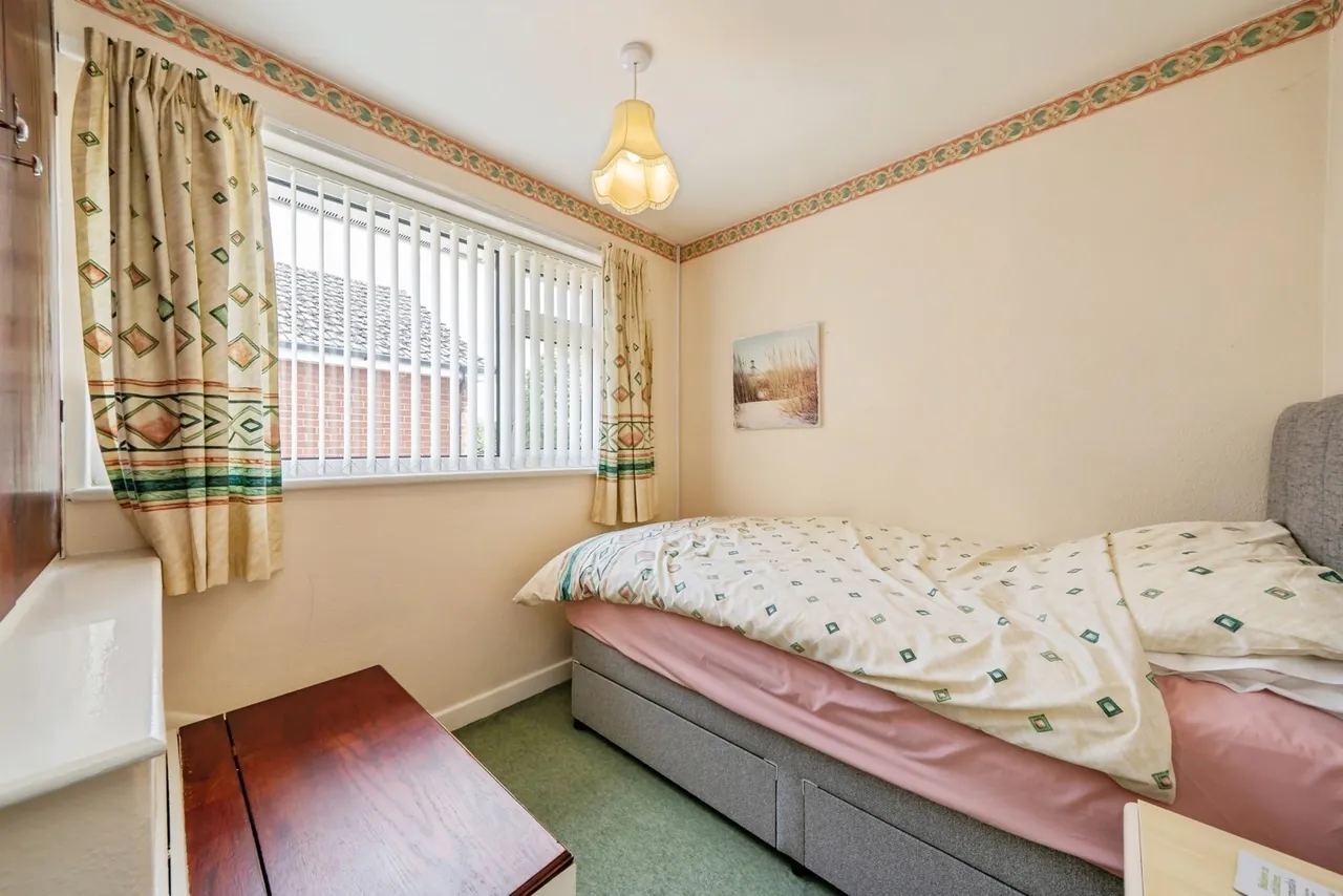 Bowden Close, Culcheth, Warrington, Cheshire, WA3, photo 16