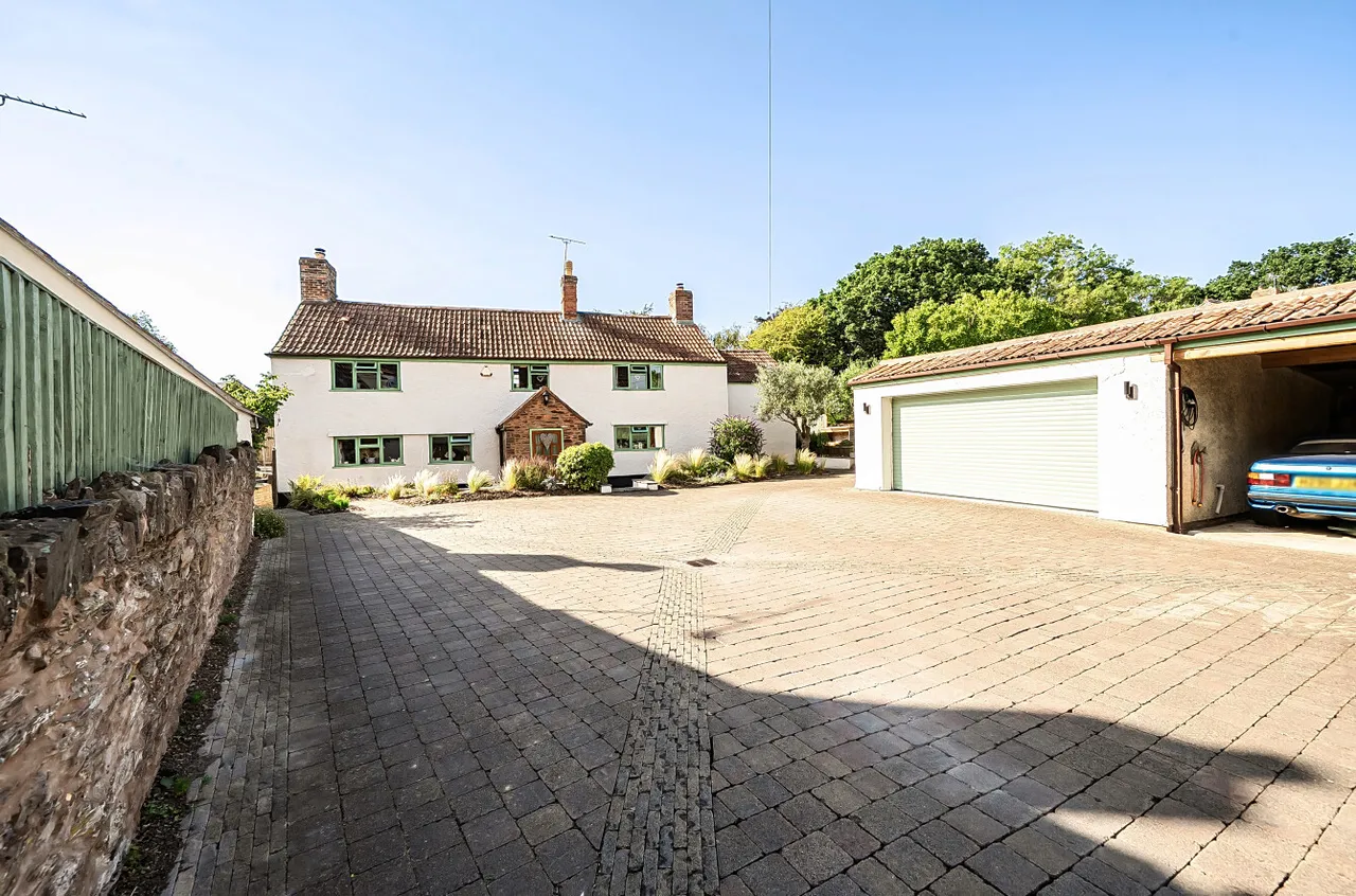 4 bed house for sale, Bridgwater Road, Bathpool