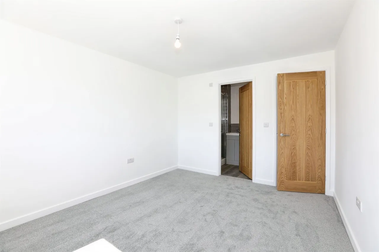 Hilders Farm Close, Crowborough, TN6, photo 9