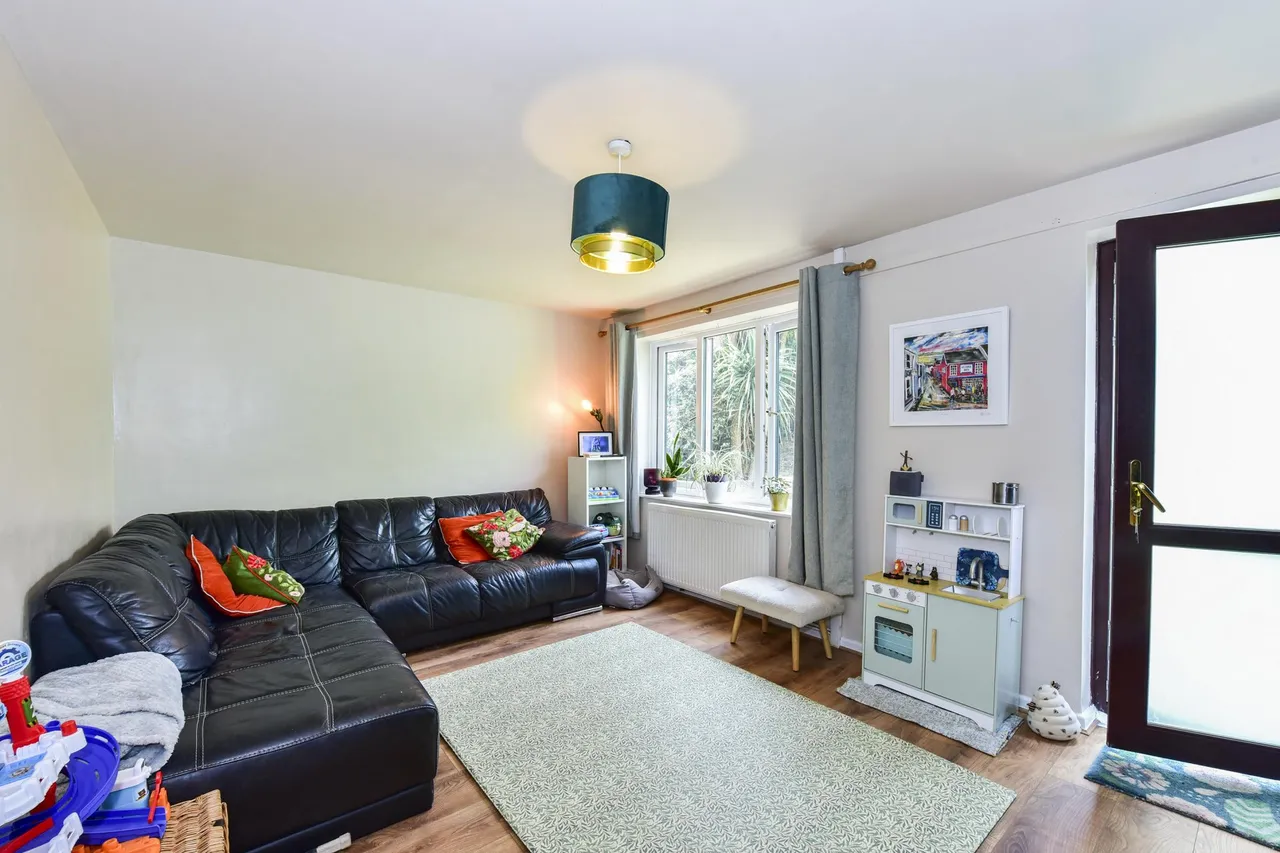 Wickfield Grove, Sheffield, S12, photo 7