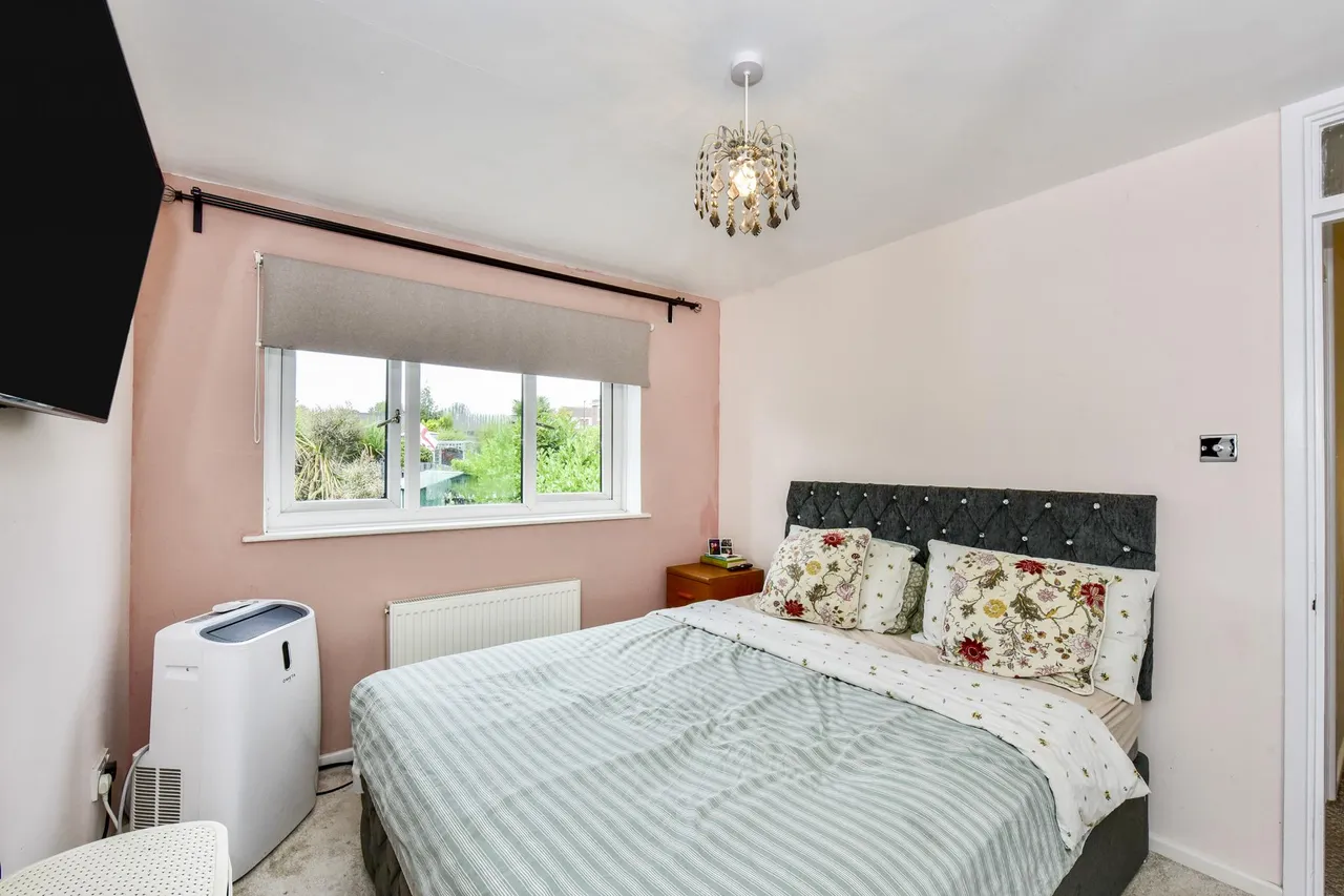 Wickfield Grove, Sheffield, S12, photo 11