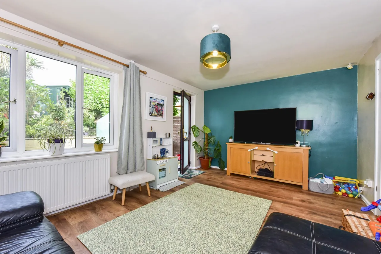 Wickfield Grove, Sheffield, S12, photo 6