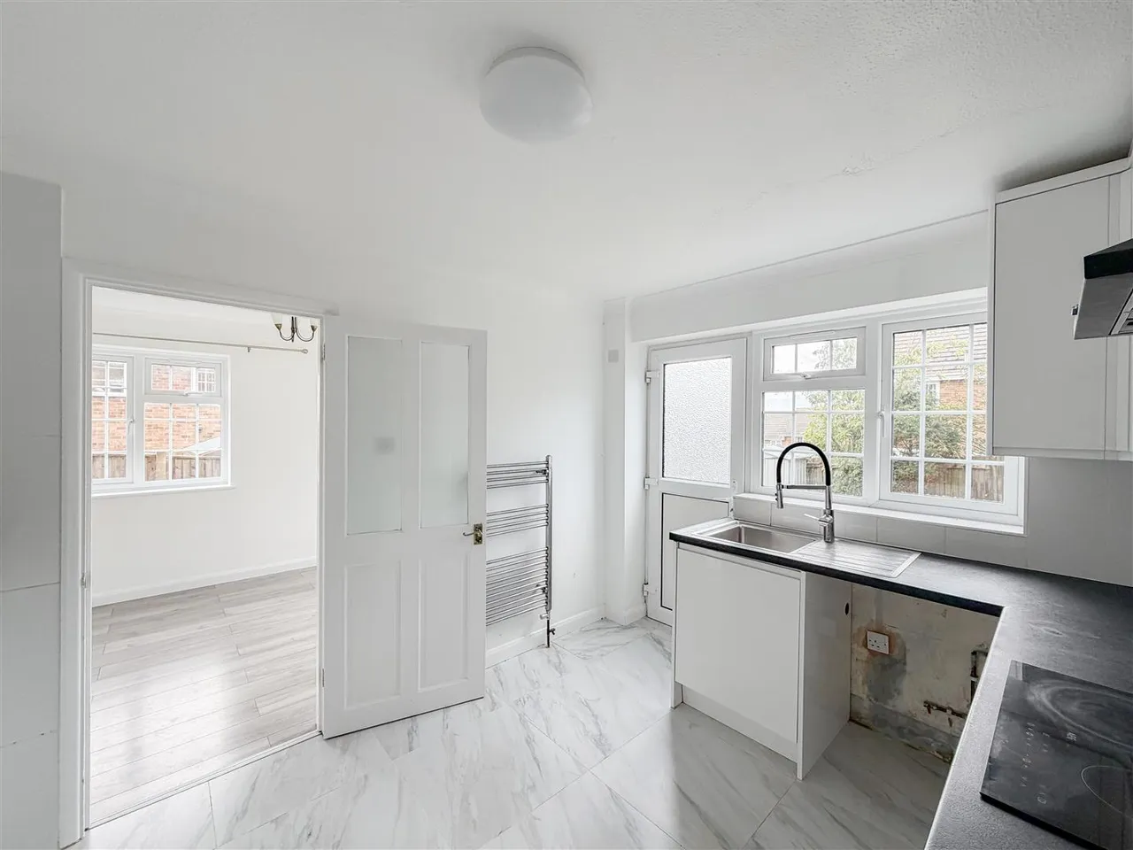 Links Drive, Bexhill-On-Sea, TN40 1TH, photo 6