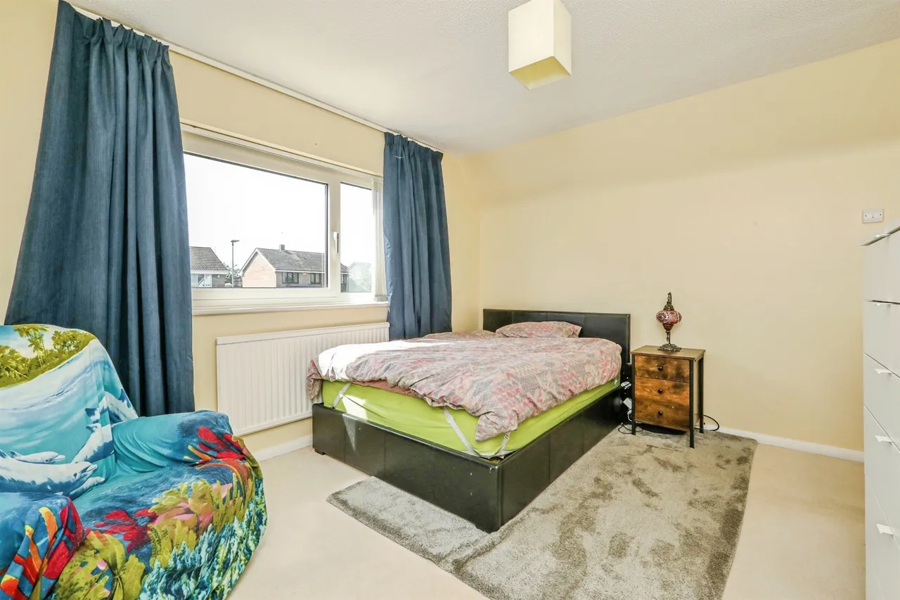 Darfield Close, Rossington, DN11, photo 13