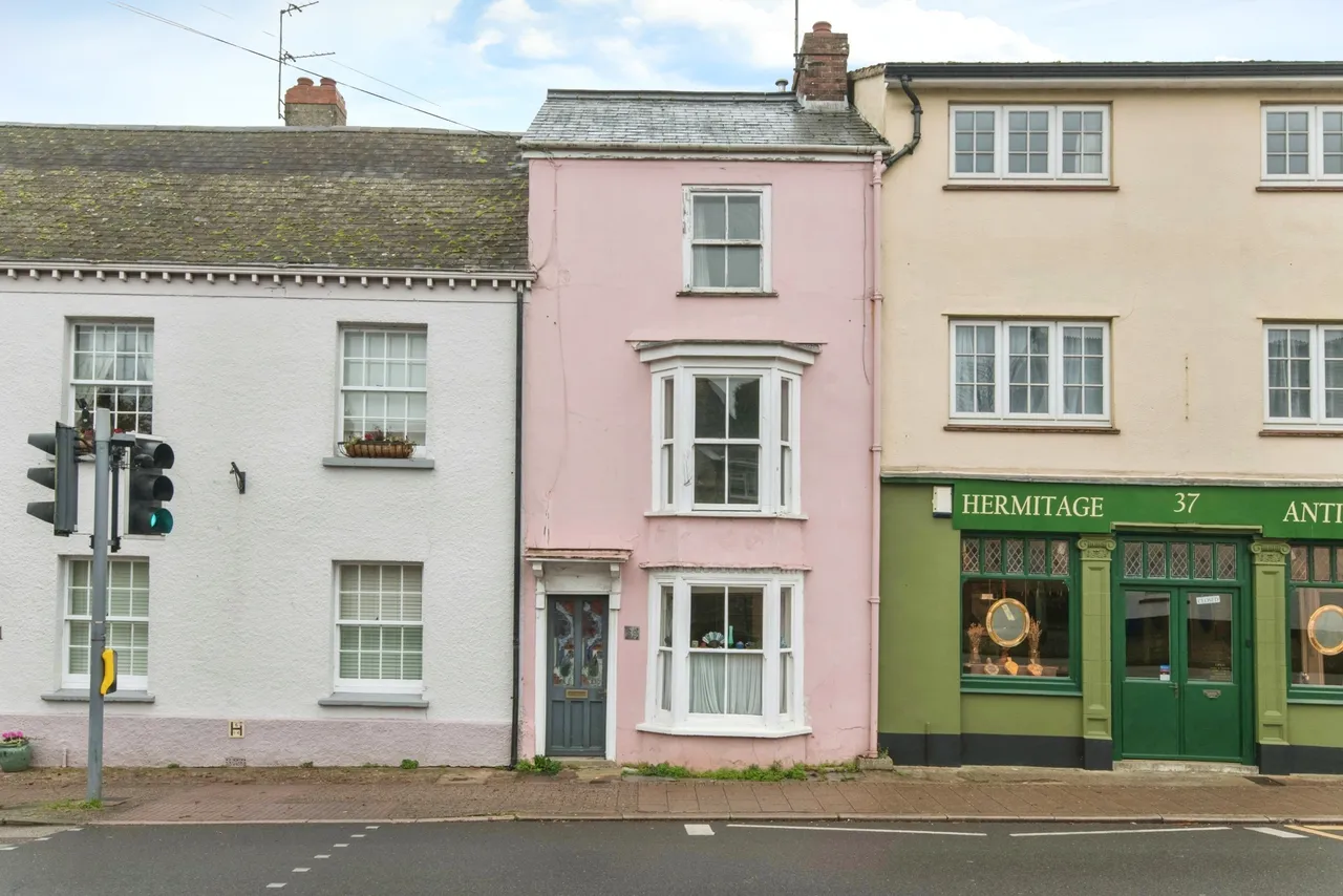 3 bed house for sale, High Street, Honiton, EX14