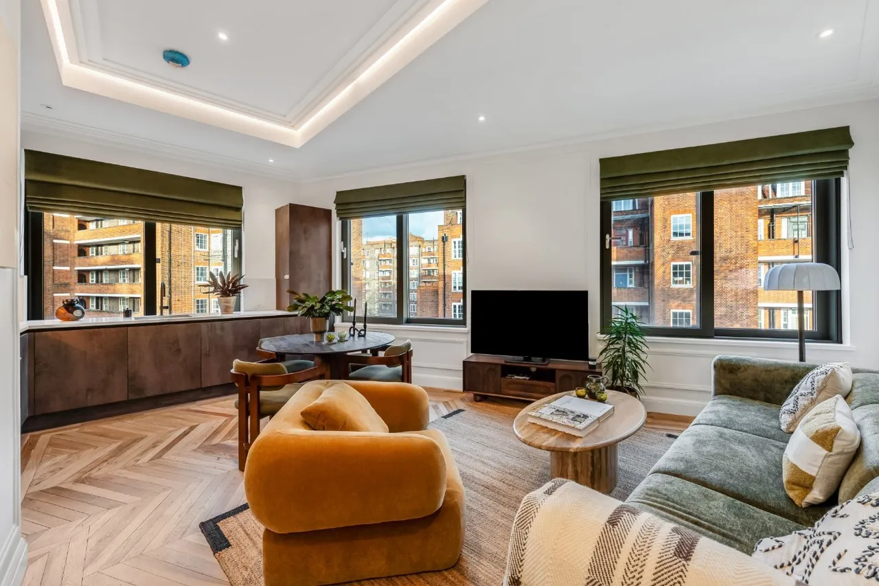 2 bed property for sale — Piano Studios, 27 Ferdinand Street, Chalk Farm, NW1 8AS