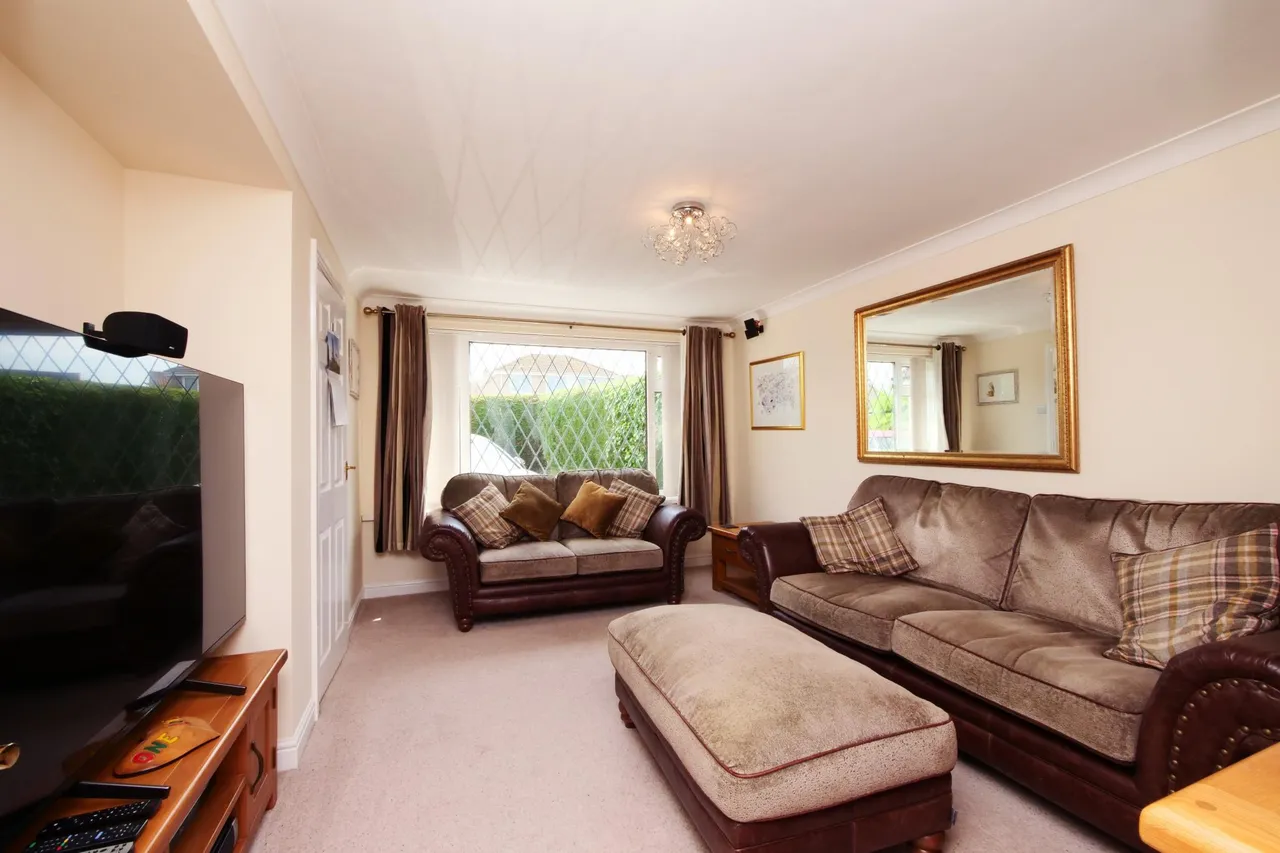 Costa Way, Pickering, YO18, photo 5